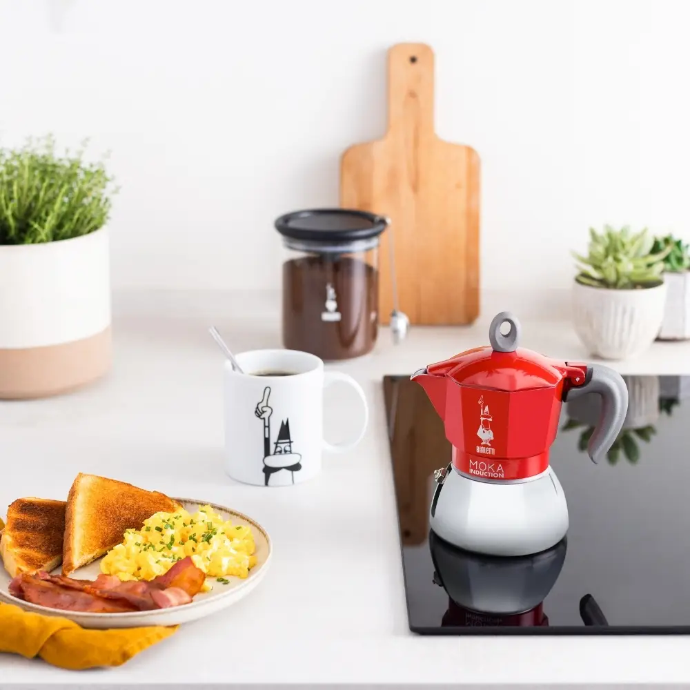 Bialetti İndüksiyon Mokapot Kırmızı (6 cup) Bialetti İndüksiyon Mokapot Kırmızı (6 cup)