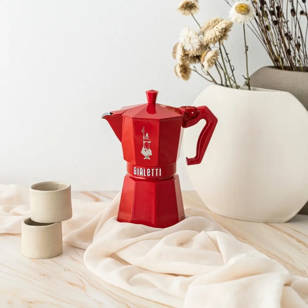 Bialetti Moka Express Excl. Kırmızı 6 Cup Bialetti Moka Express Excl. Kırmızı 6 Cup