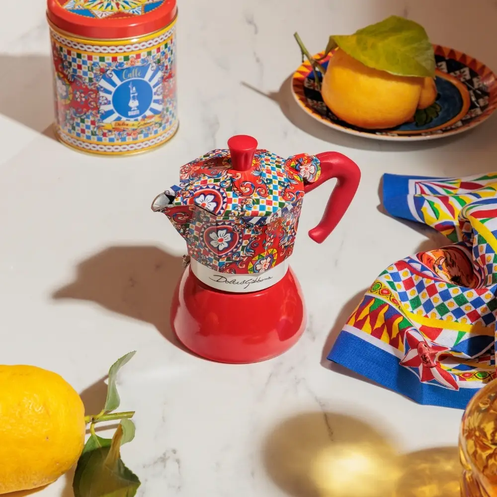 Bialetti Moka İndüksiyon Dolce Gabbana 4 Cup Bialetti Moka İndüksiyon Dolce Gabbana 4 Cup